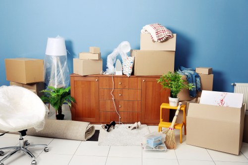 Man and van service booking agreement document