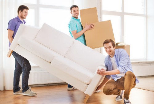 Flexible man and van service transporting household items in Wandsworth